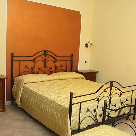 La Gemma Del Parco בית חווה