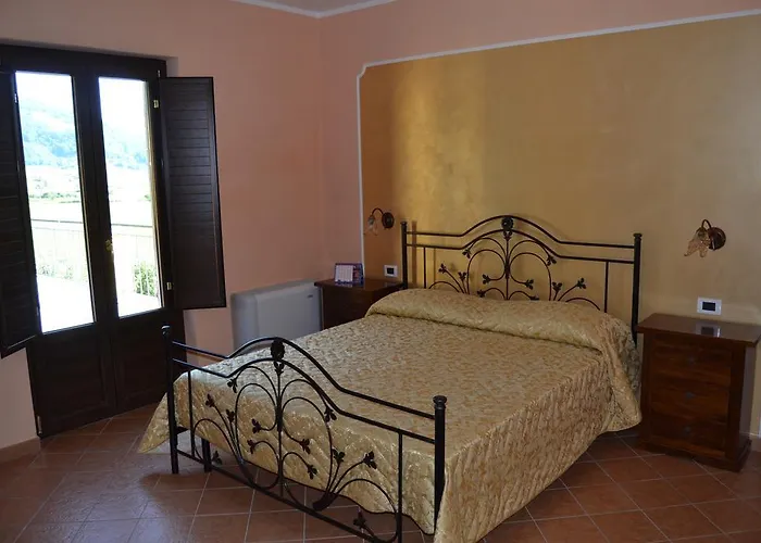 La Gemma Del Parco בית חווה