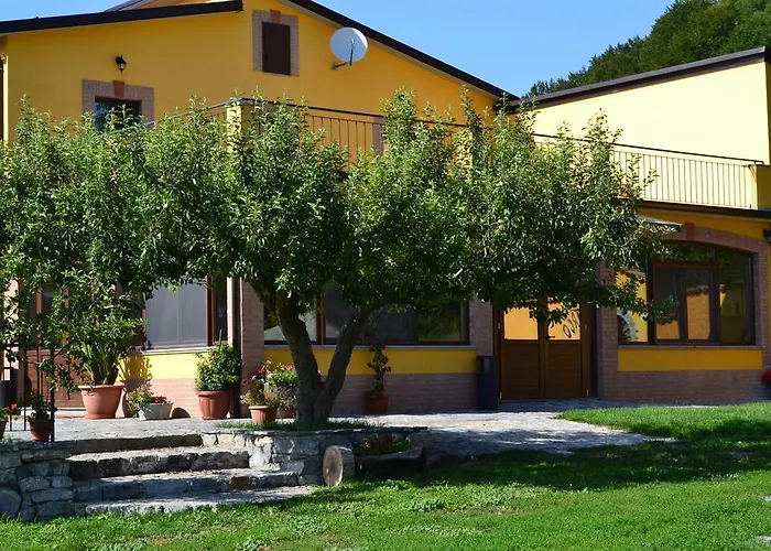 La Gemma Del Parco בית חווה *